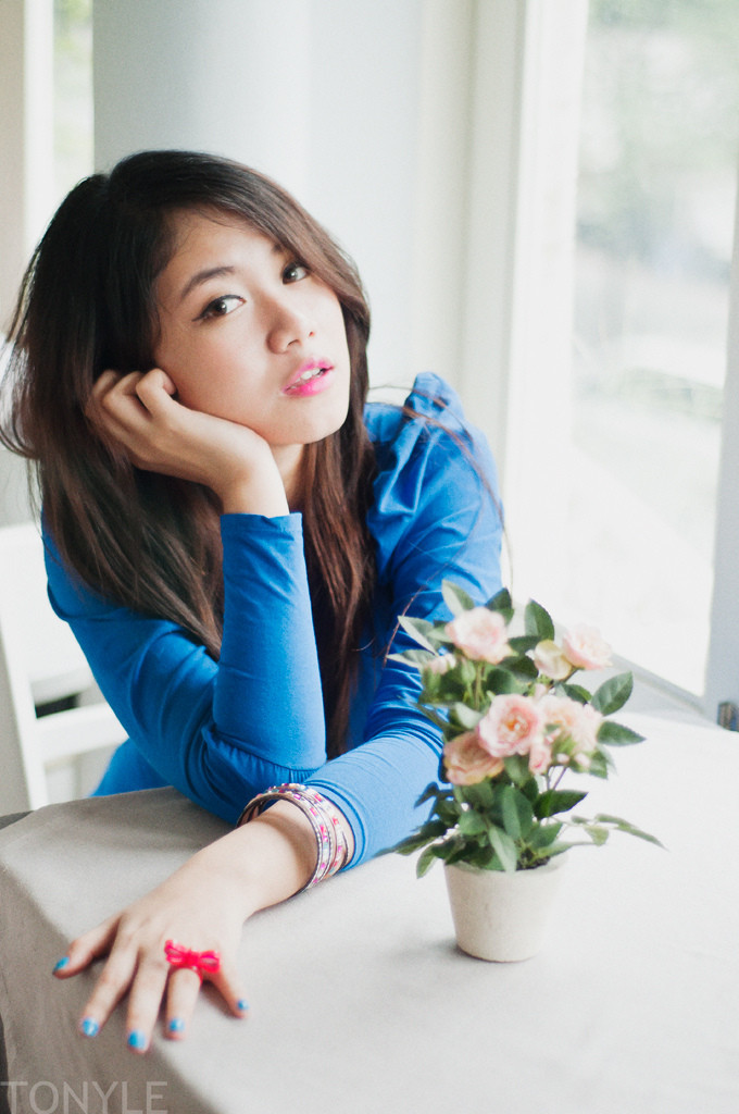 美女试爆场恐怖电影在线观看